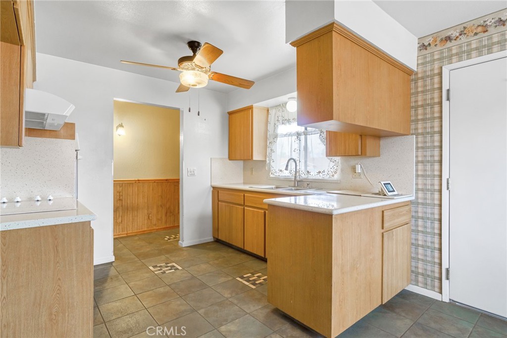 1606 Barstow, Clovis, CA 93611