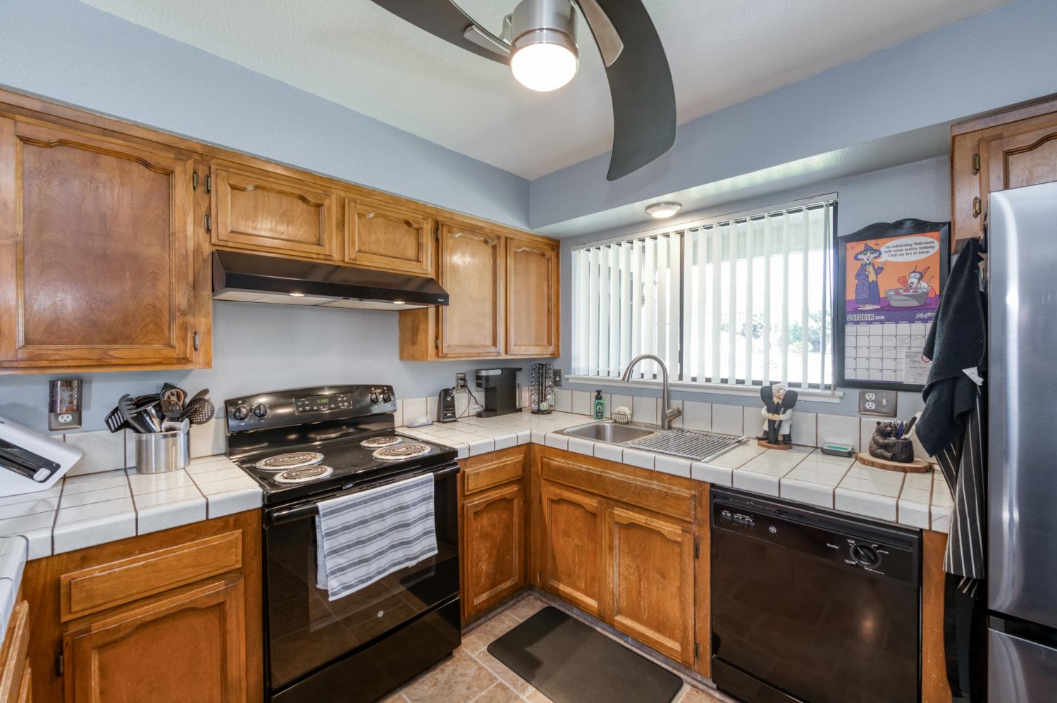 1424 Tarpey Dr, Clovis, CA 93611