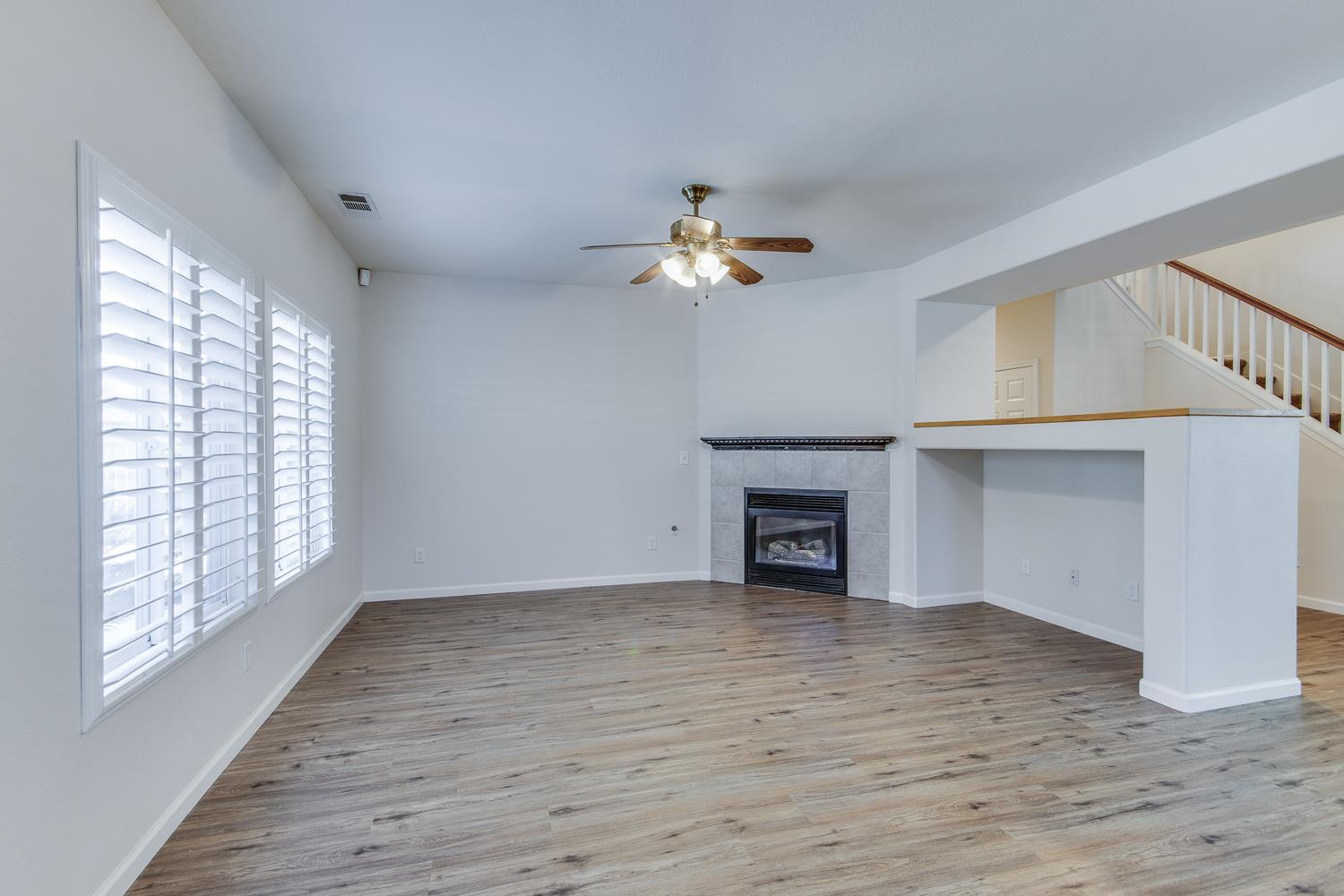 3239 Park Ave, Clovis, CA 93611