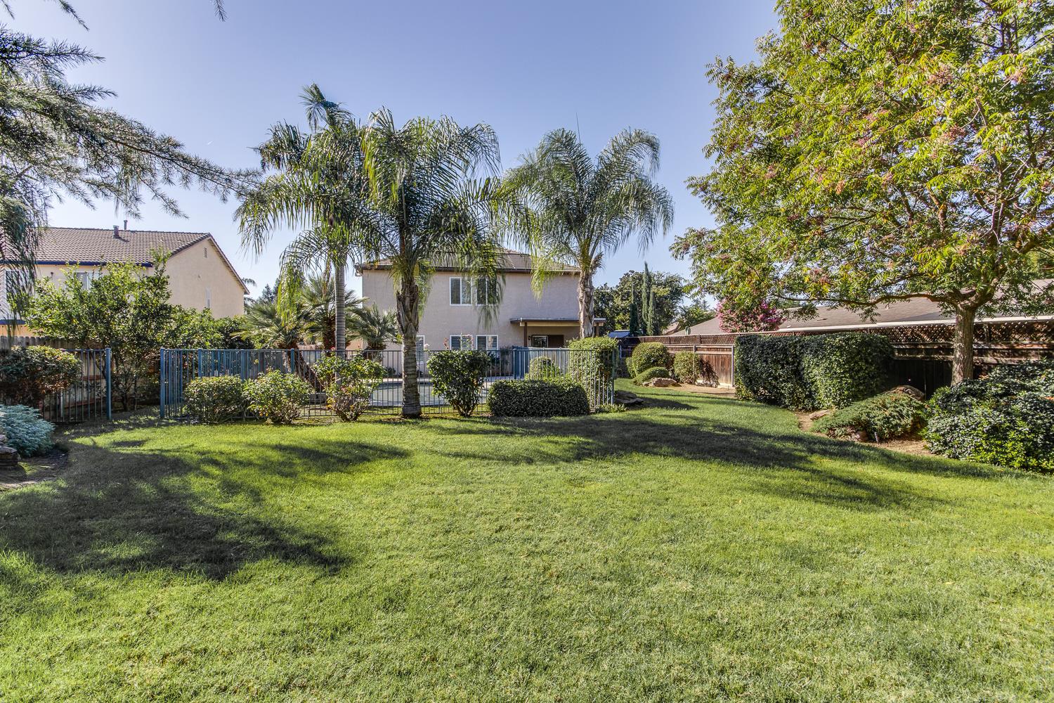 3239 Park Ave, Clovis, CA 93611
