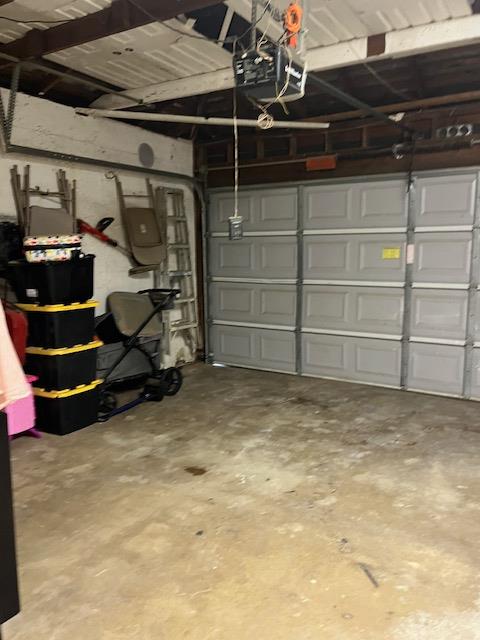 821 W Fairmont, Clovis, CA 93612