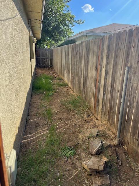 821 W Fairmont, Clovis, CA 93612