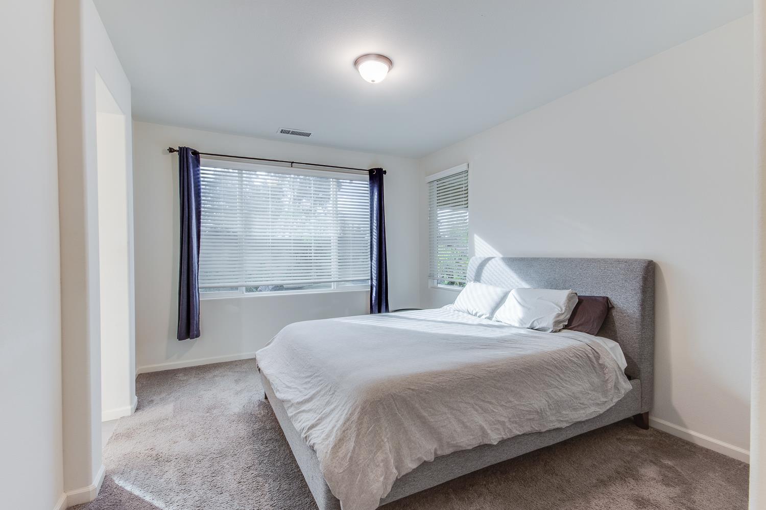 3918 Portals Ave, Clovis, CA 93619