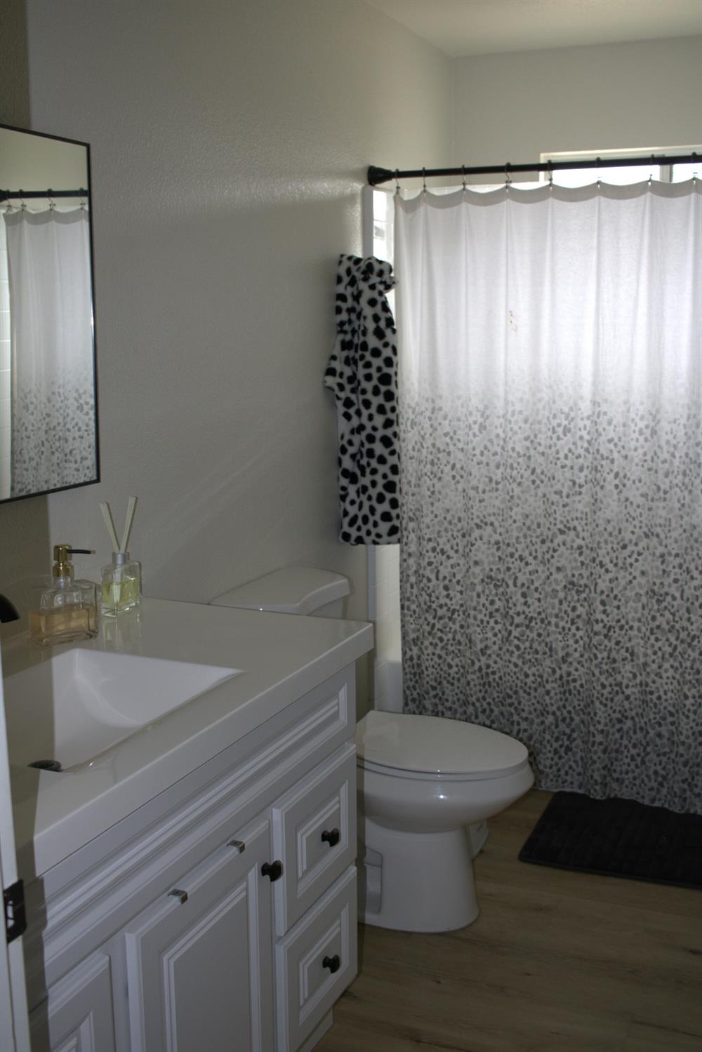 275 N Peach, Clovis, CA 93612