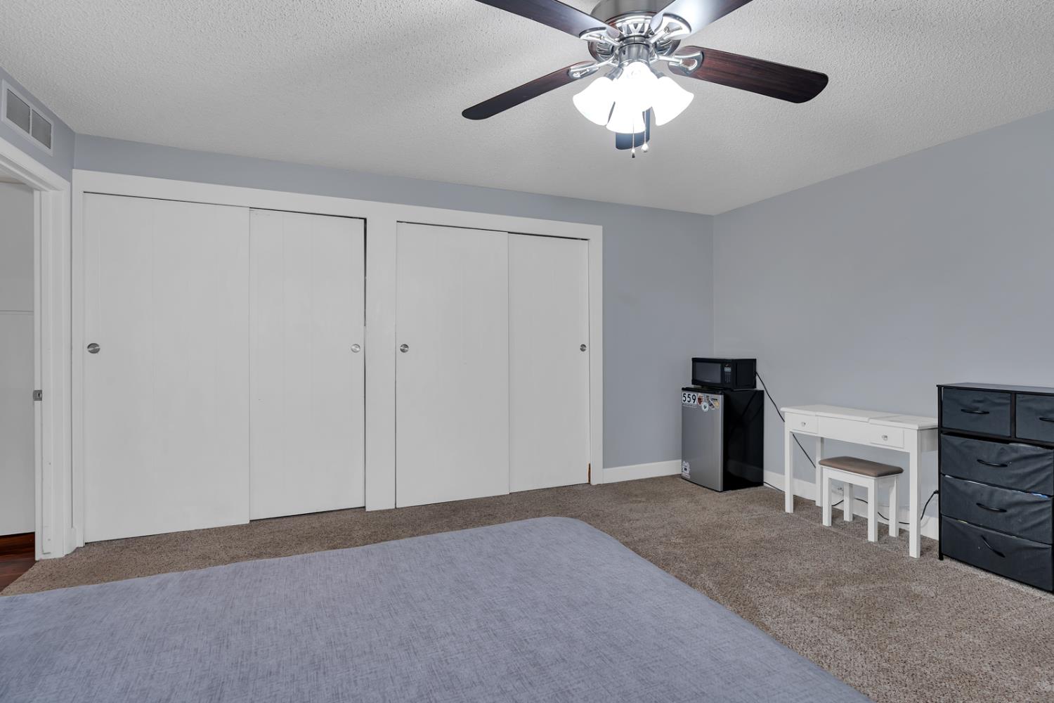 2893 Helm Ave, Clovis, CA 93612