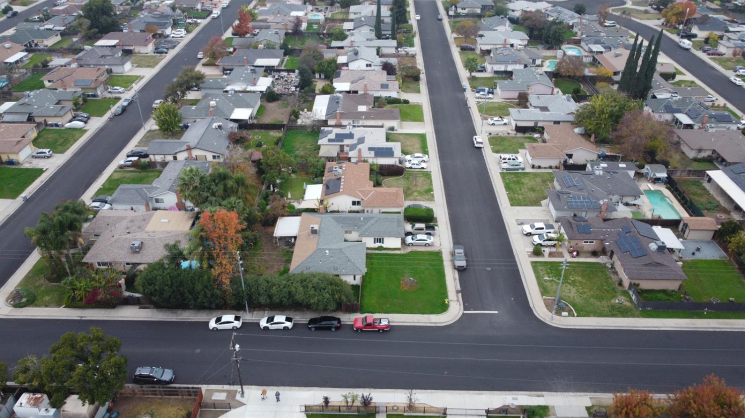 2893 Helm Ave, Clovis, CA 93612