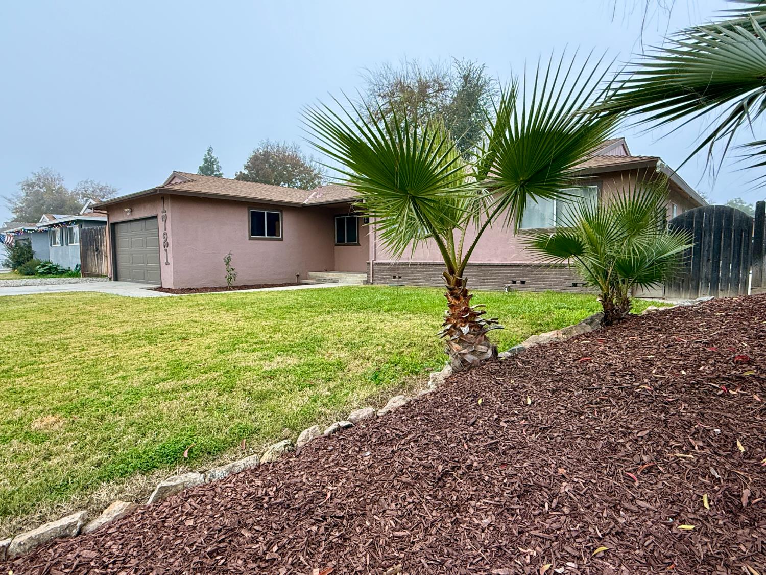 1721 Beverly Ave, Clovis, CA 93611