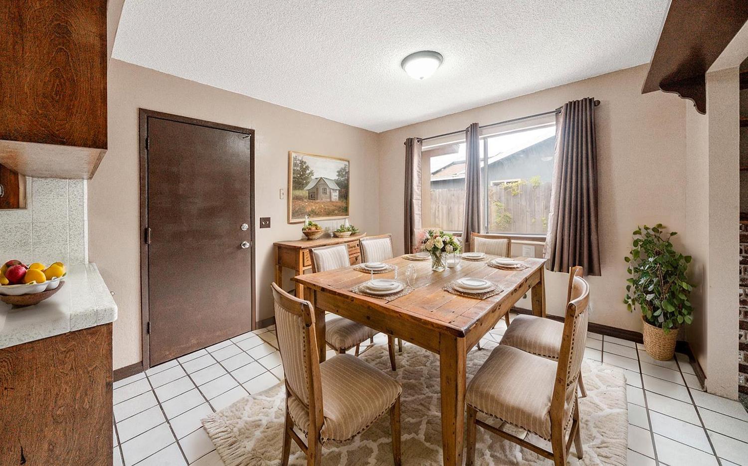 1721 Beverly Ave, Clovis, CA 93611