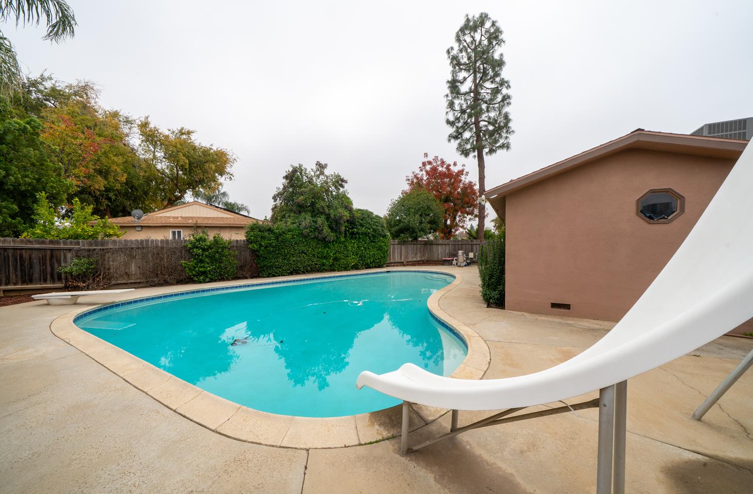 1721 Beverly Ave, Clovis, CA 93611