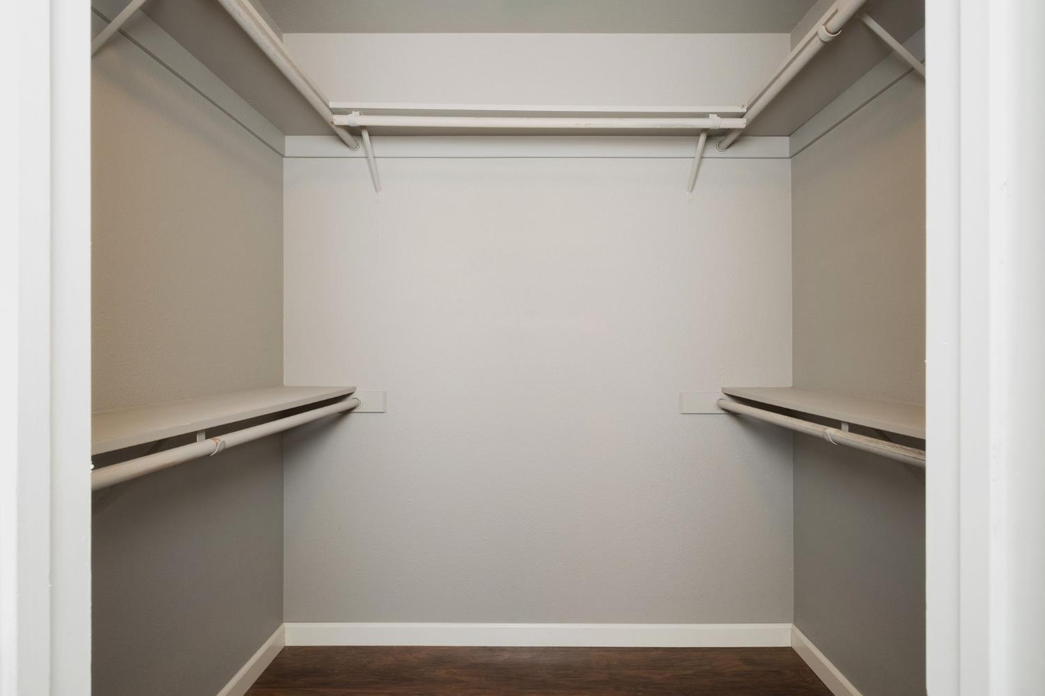 1154 Palo Alto Ave, Clovis, CA 93612