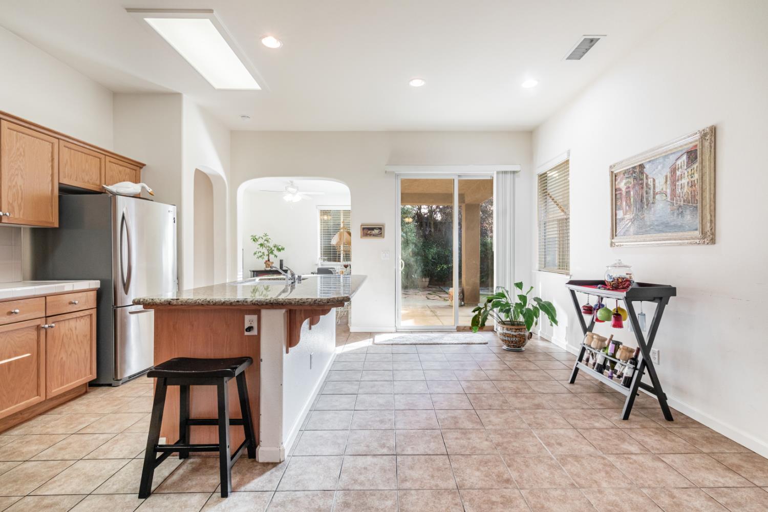 3664 Vermont Ln, Clovis, CA 93619