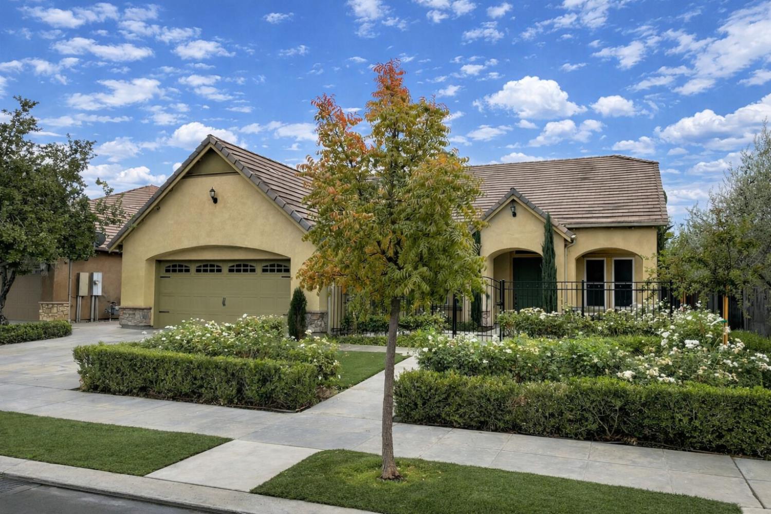 3544 Prescott Ave, Clovis, CA 93619