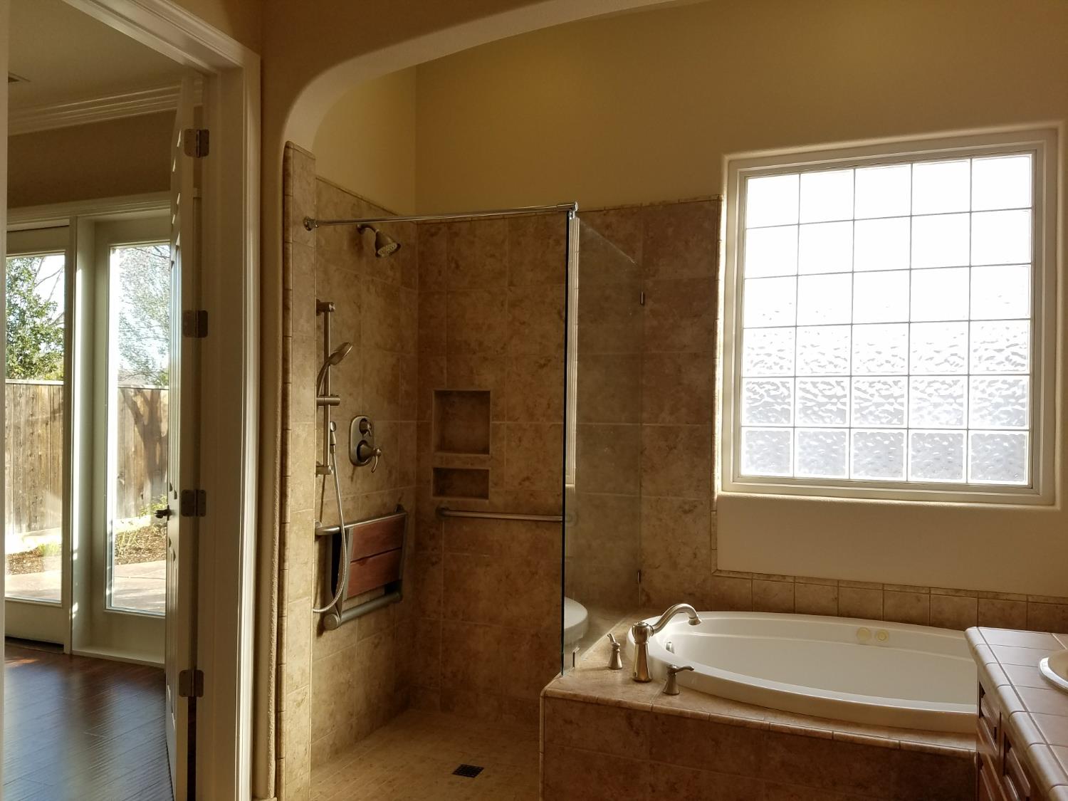 3544 Prescott Ave, Clovis, CA 93619