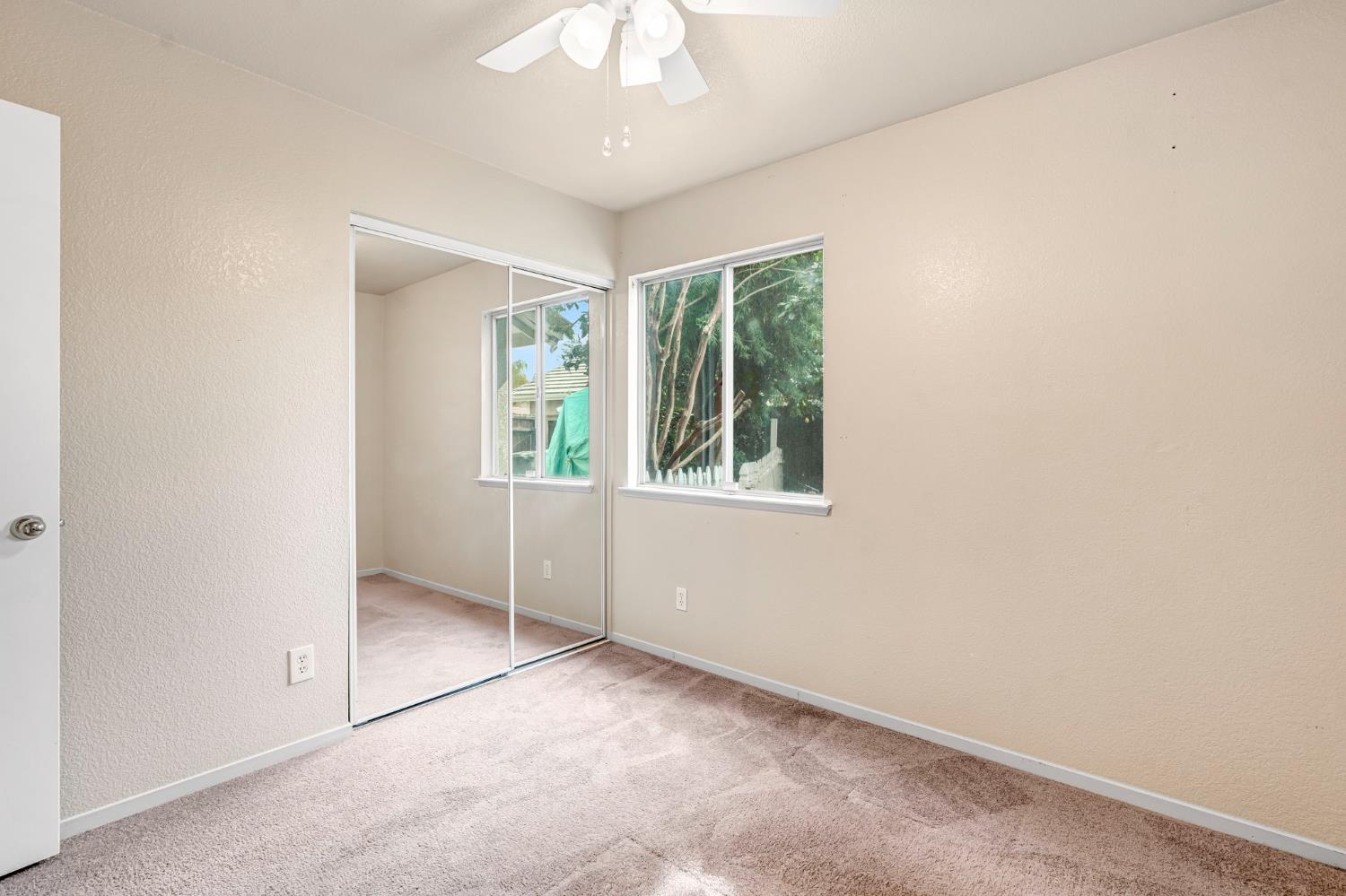 2746 Beverly Ave, Clovis, CA 93611