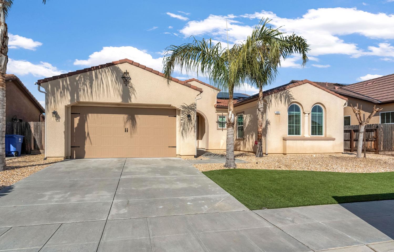 3255 Roberts Ave, Clovis, CA 93619