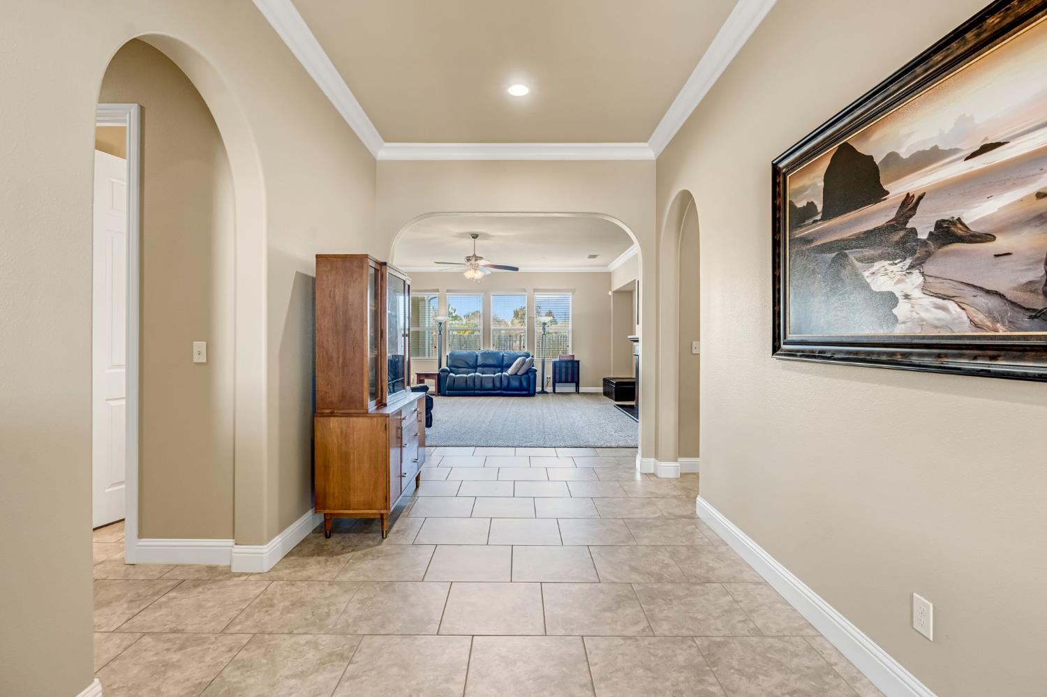 3255 Roberts Ave, Clovis, CA 93619