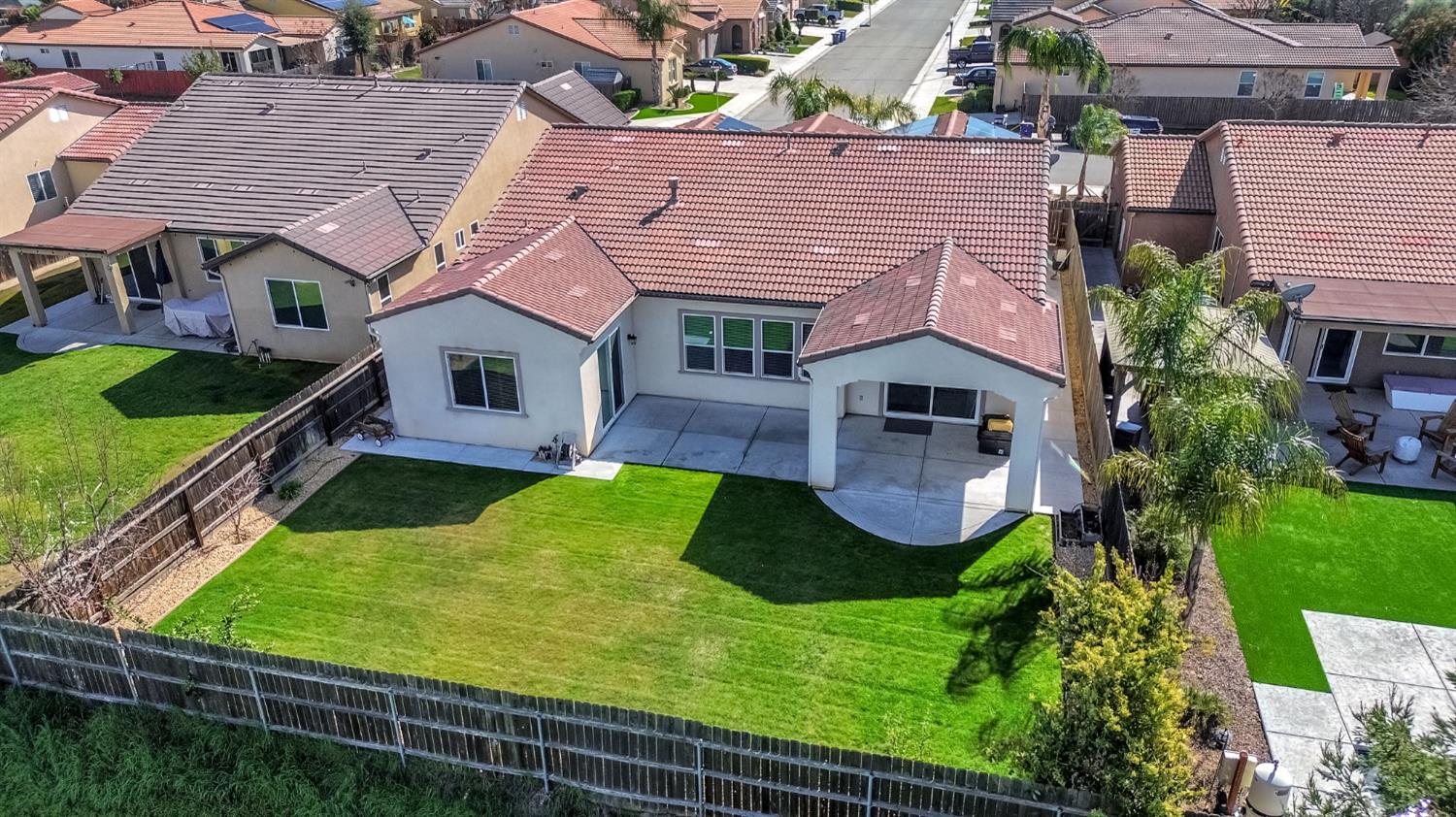 3255 Roberts Ave, Clovis, CA 93619