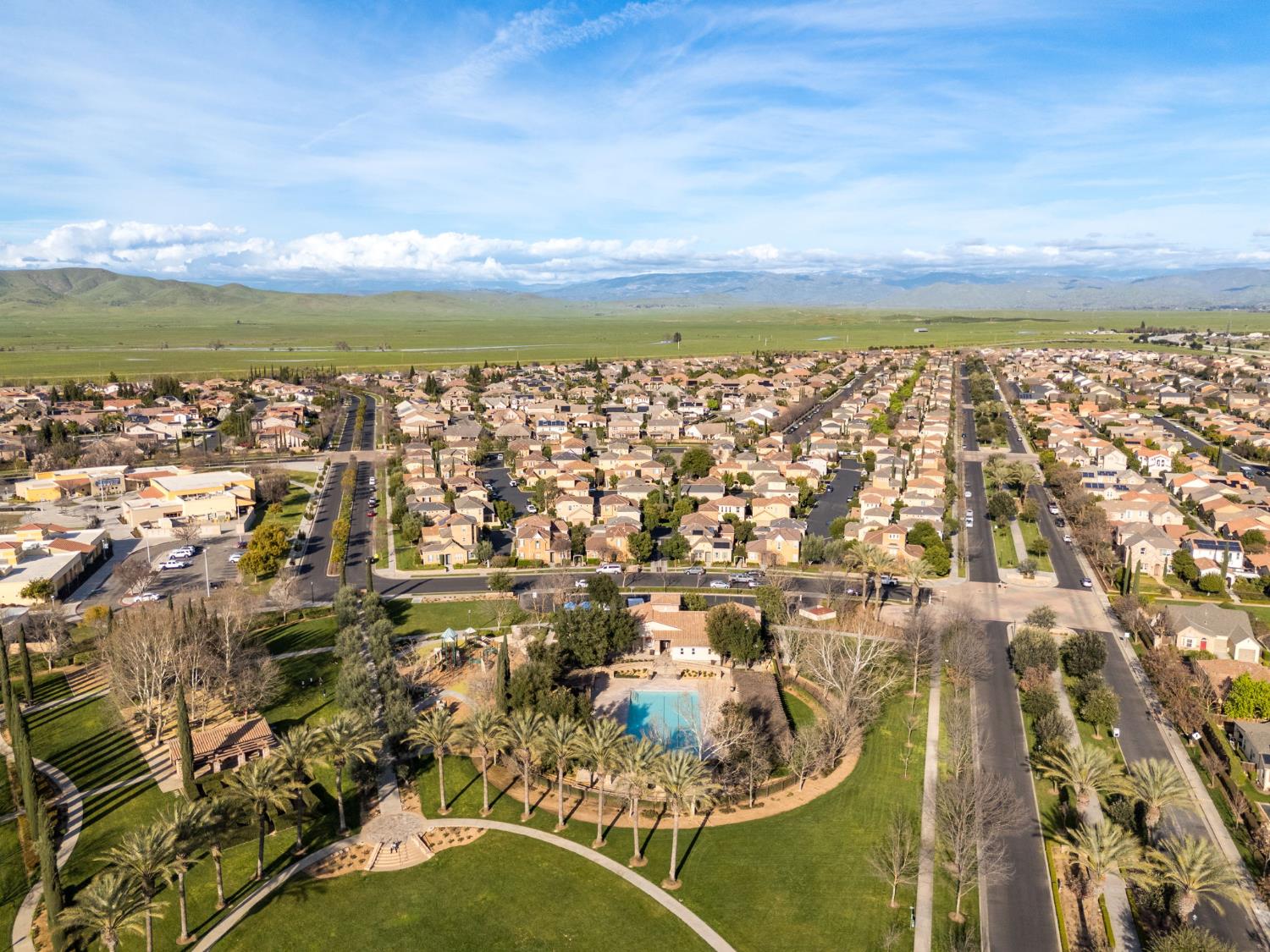 1814 N Notting Hill Ln, Clovis, CA 93619