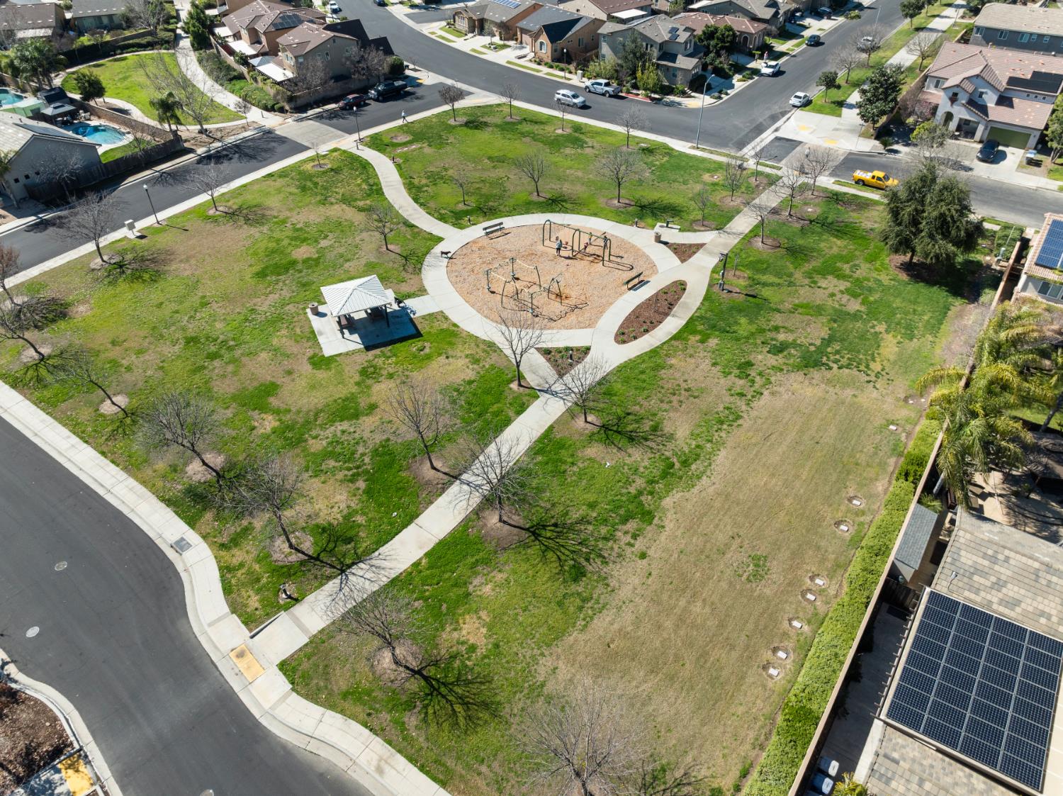 2885 Blackwood Ave, Clovis, CA 93619