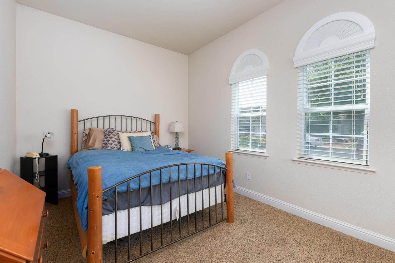 1827 N Joshua Ave, Clovis, CA 93619