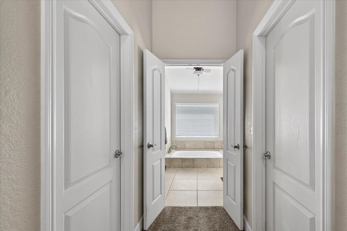 288 W Paul Ave, Clovis, CA 93612