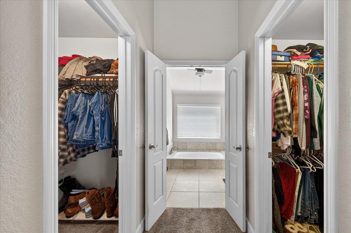 288 W Paul Ave, Clovis, CA 93612