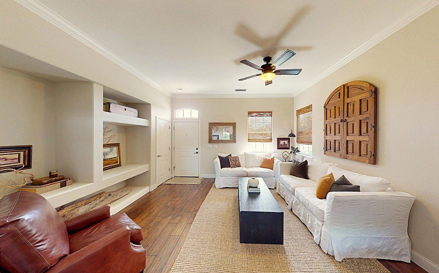 4207 Serena Ln, Clovis, CA 93619