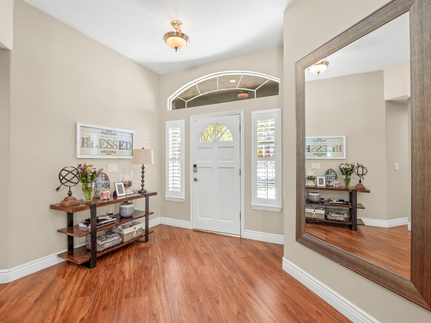 2690 Joshua Ave, Clovis, CA 93611