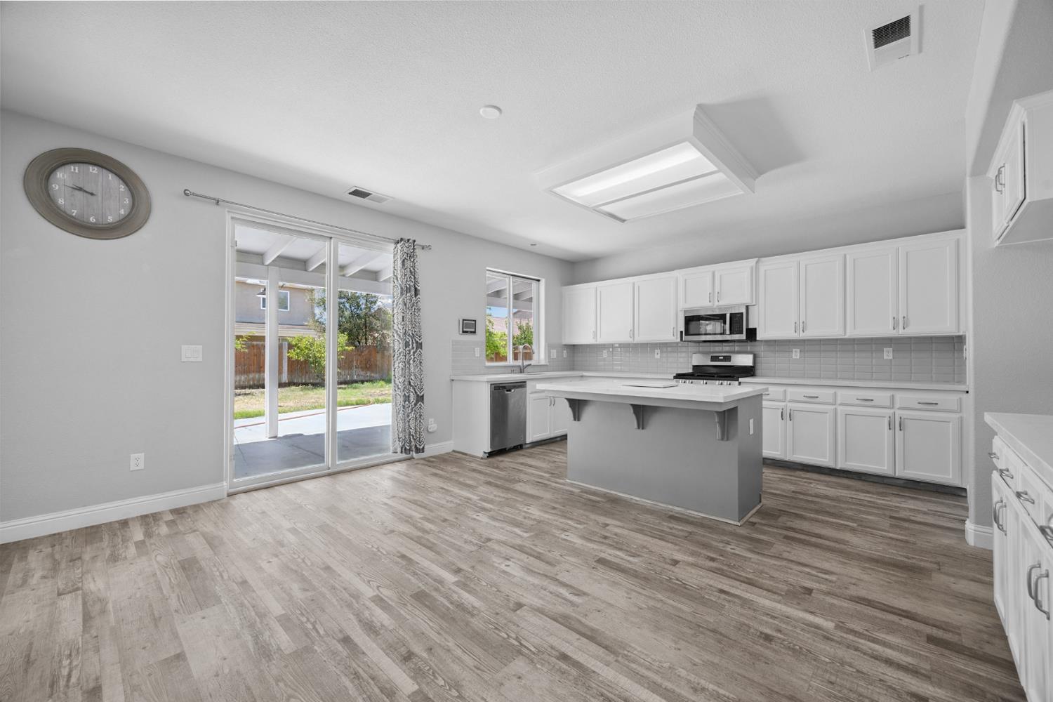 2720 San Jose Ave, Clovis, CA 93611