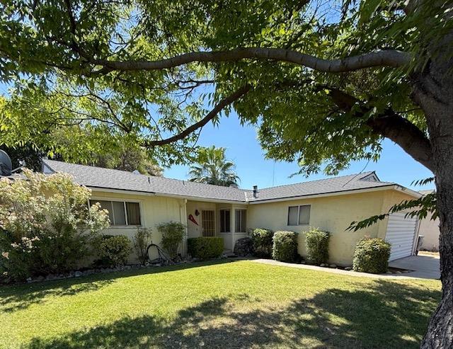 2415 Fordham Ave, Clovis, CA 93611