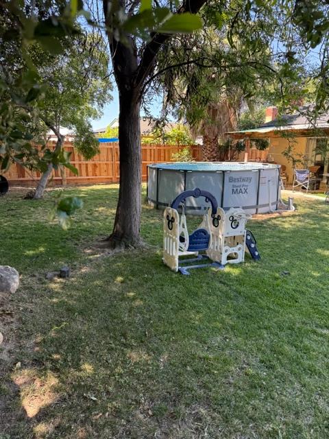 2415 Fordham Ave, Clovis, CA 93611