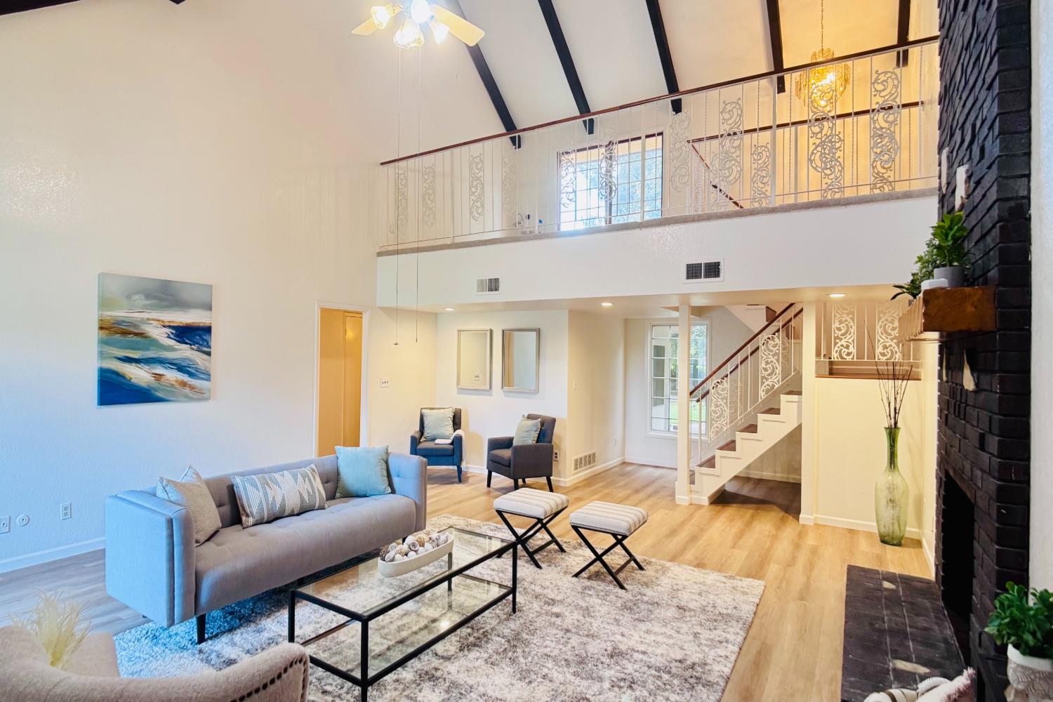 Open Photo