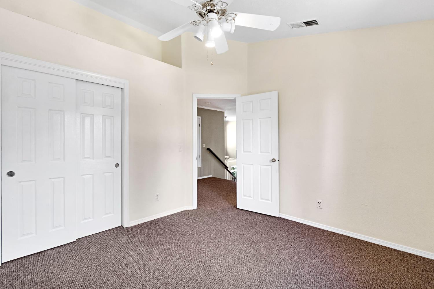1742 Cromwell Ave, Clovis, CA 93611