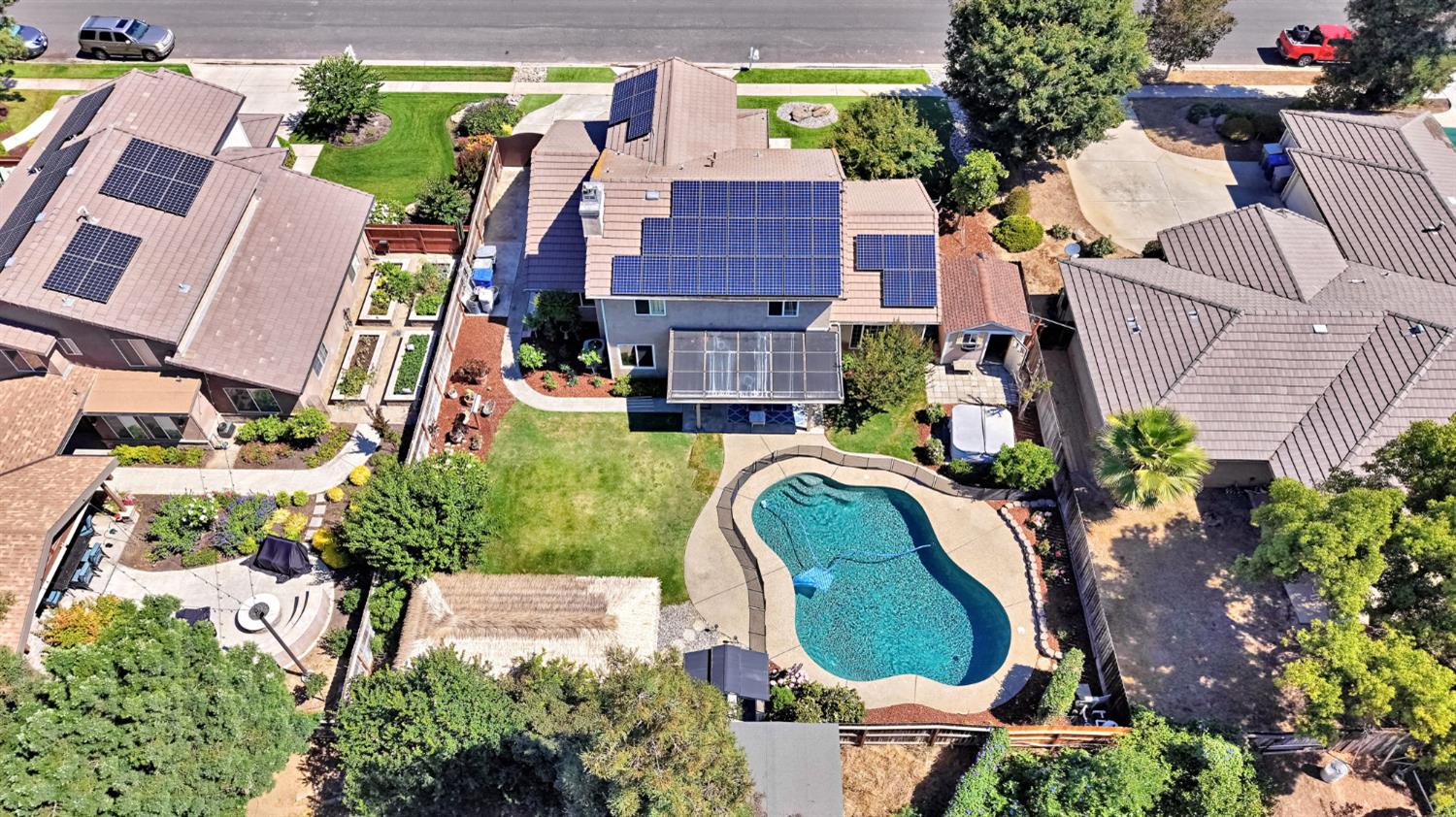 1742 Cromwell Ave, Clovis, CA 93611