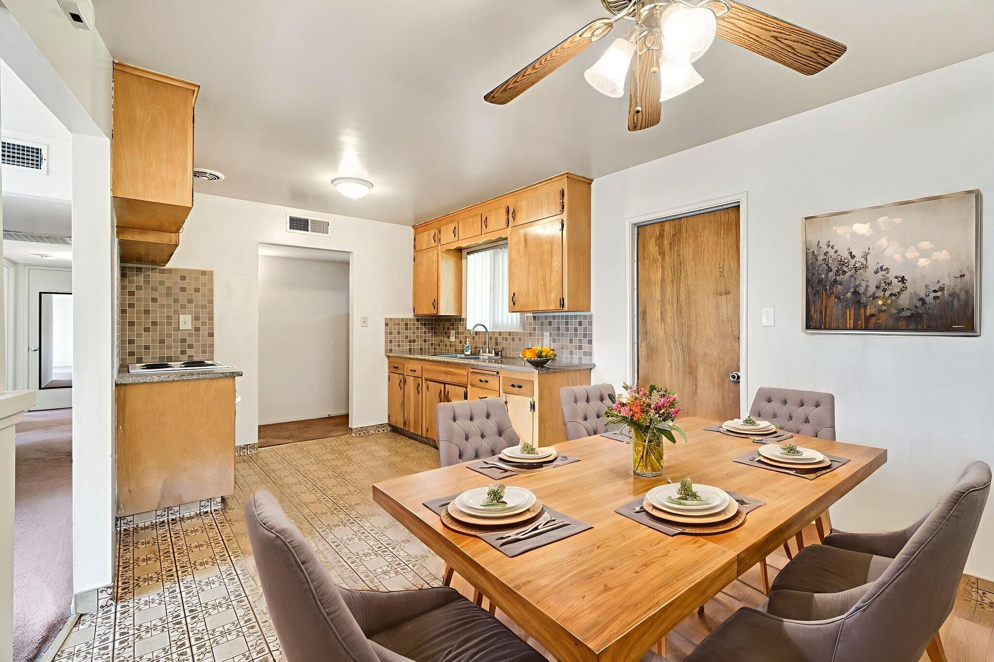 578 W Beverly Dr, Clovis, CA 93612
