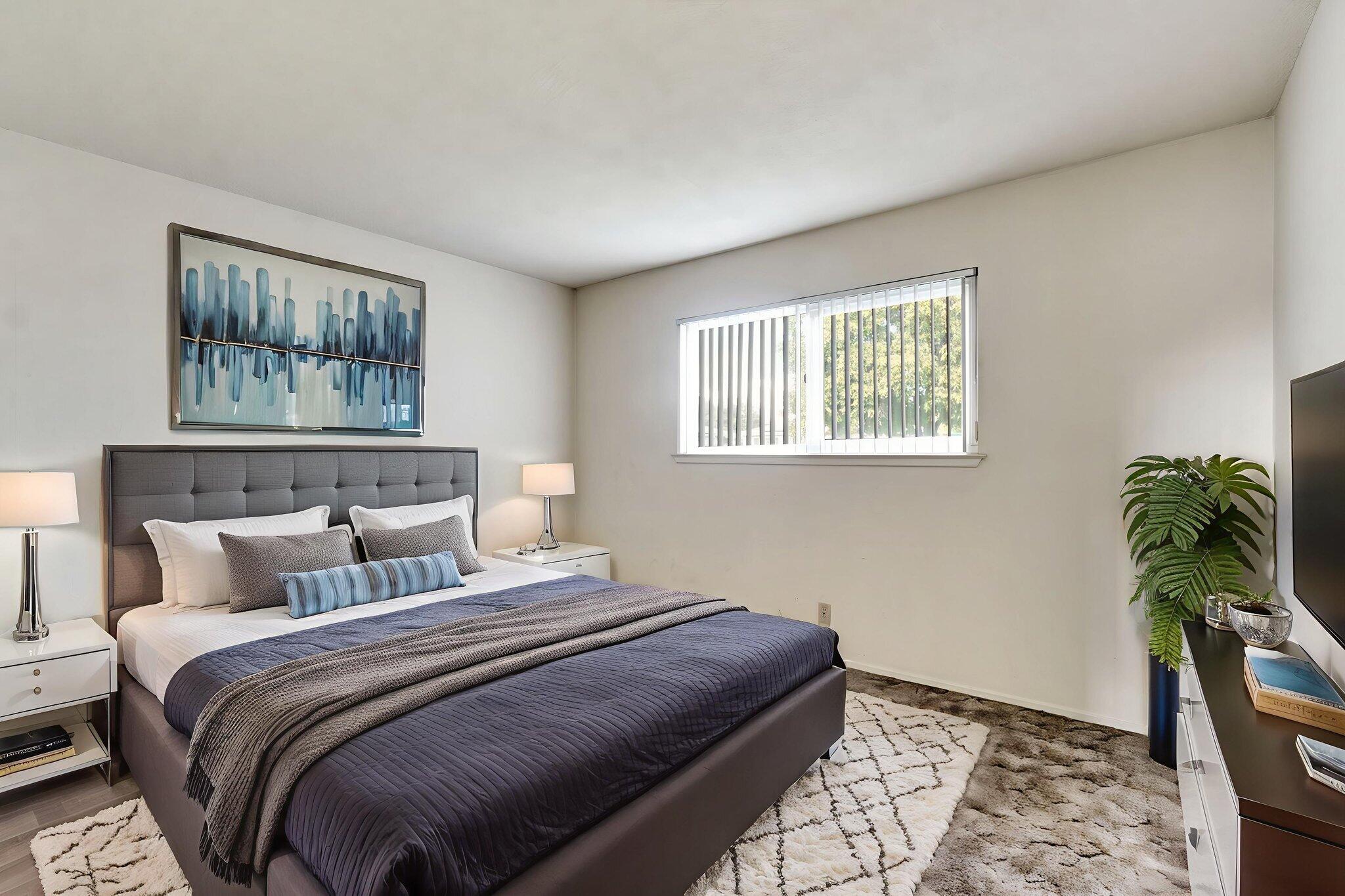 578 W Beverly Dr, Clovis, CA 93612