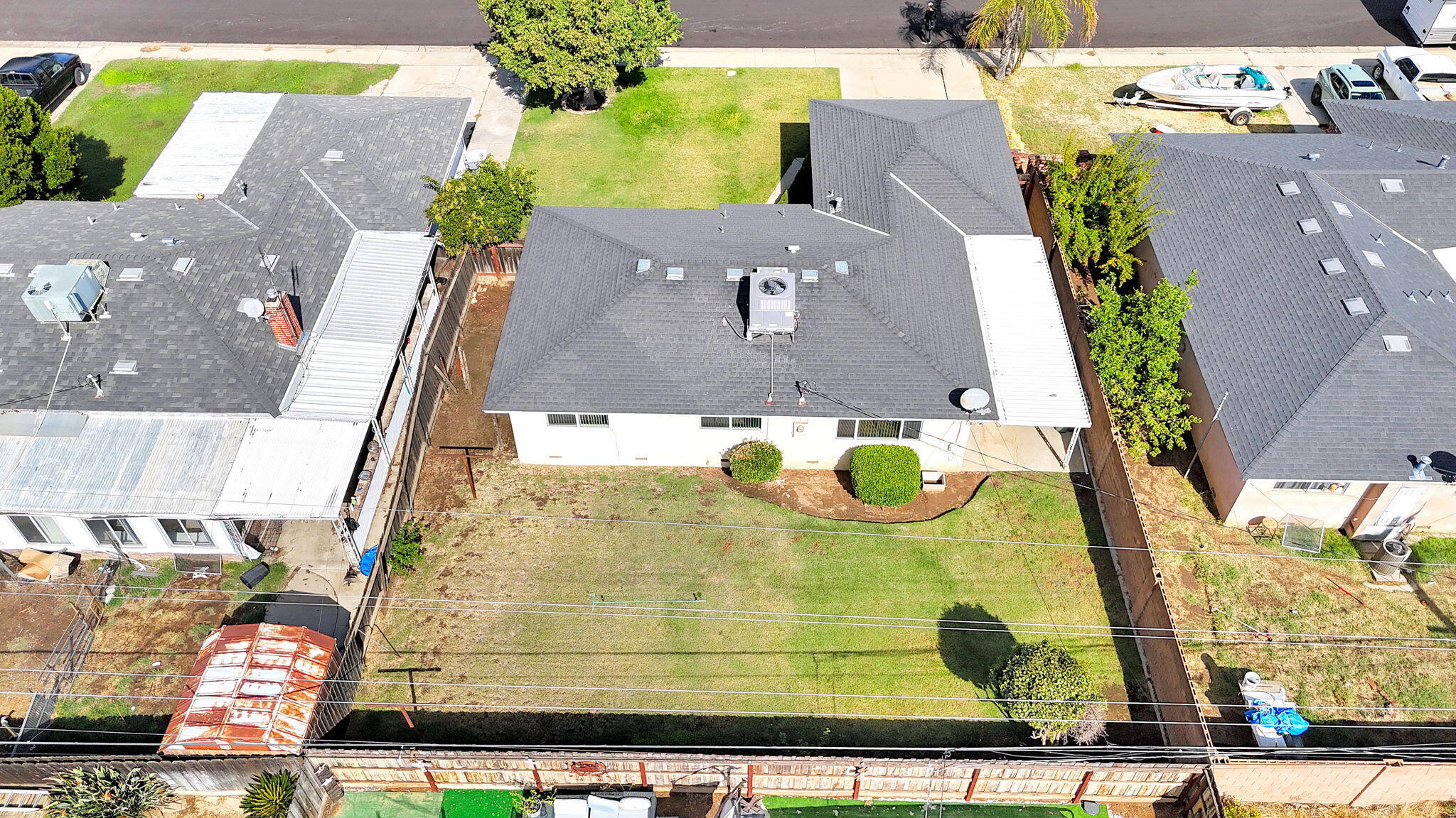 578 W Beverly Dr, Clovis, CA 93612