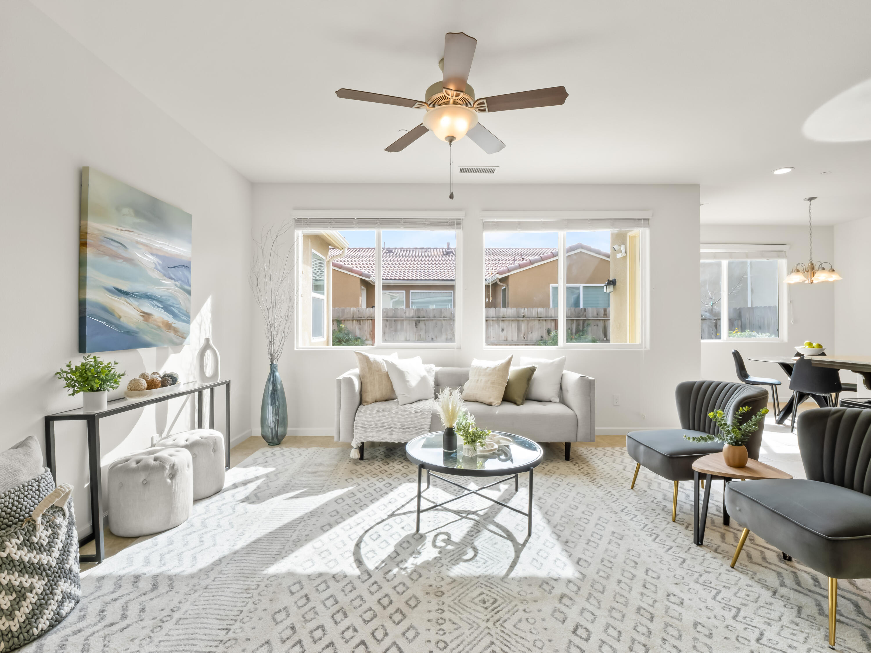 2318 Lombard Ln, Clovis, CA 93611